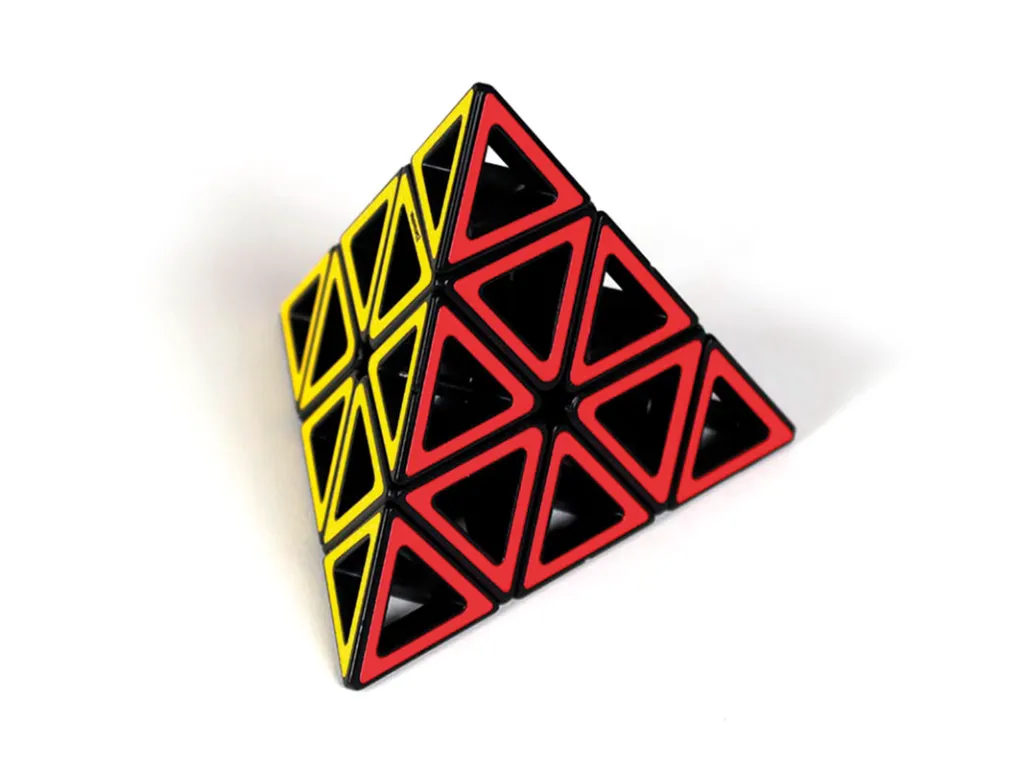 Hollow-Pyraminx-P-01_R5097.webp