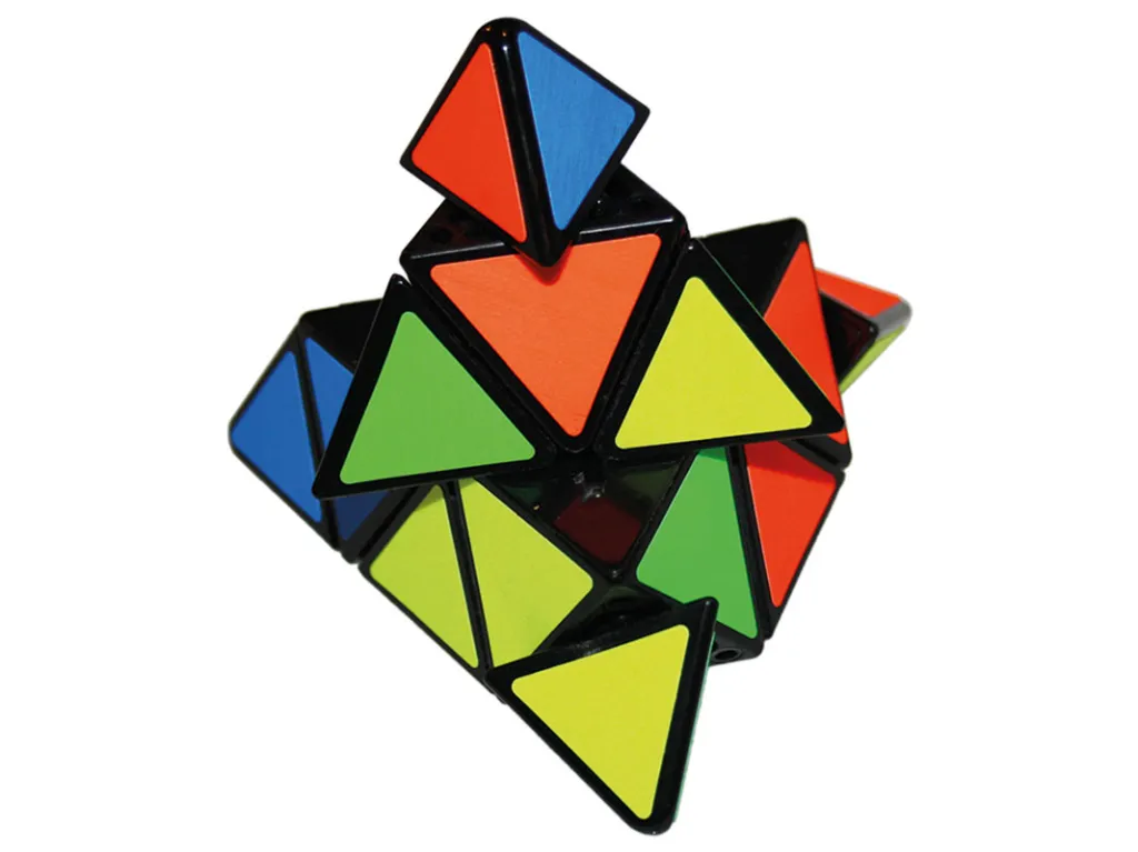 Pyraminx-P_R5035-2.webp